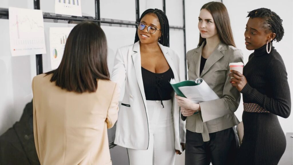 Connecting stories - women empowerment