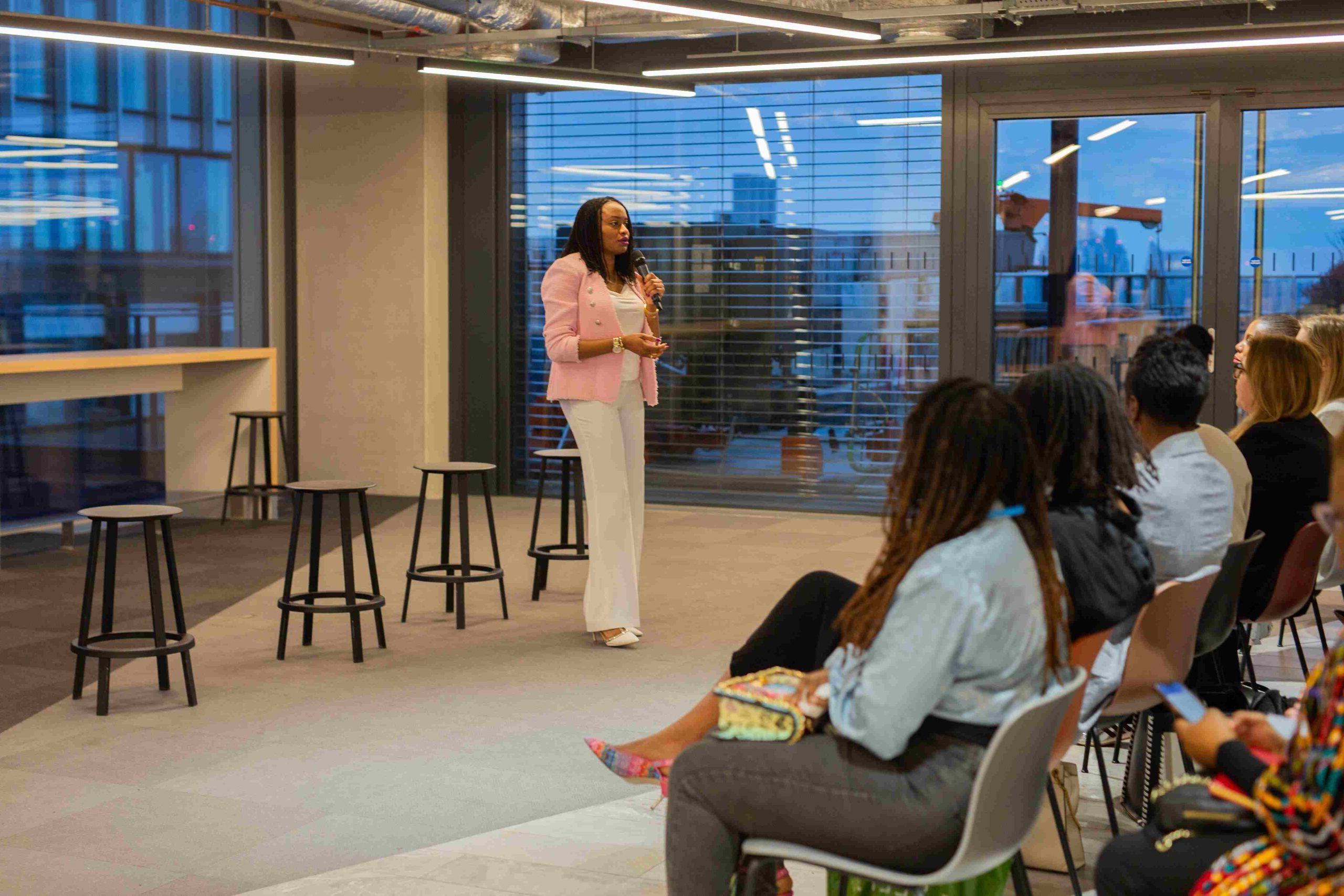 Connecting stories - women empowerment