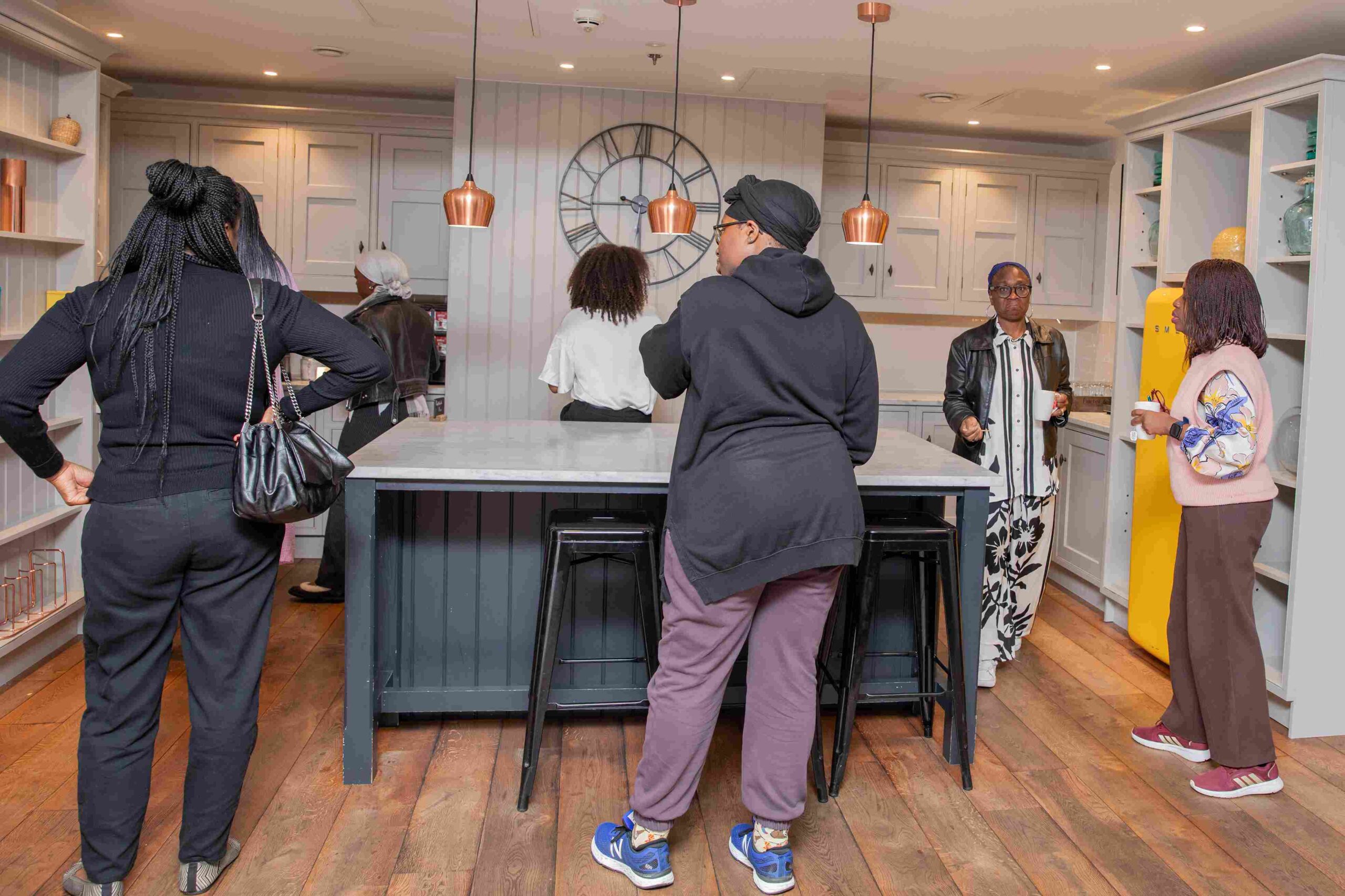 Connecting stories - women empowerment